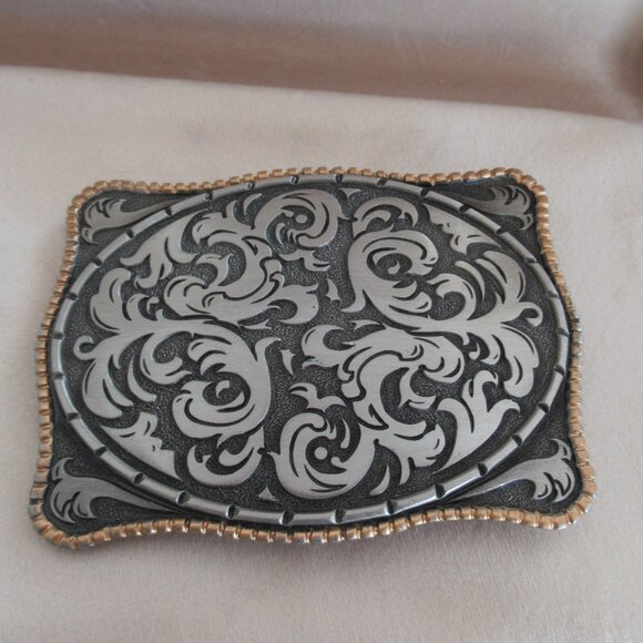 New, STORMING SILVER Silver & Gold Tone Western Style Belt Buckle - Picture 1 of 7